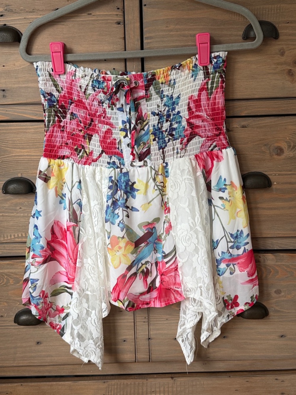 VENUS asymmetrical hem strapless top sz L